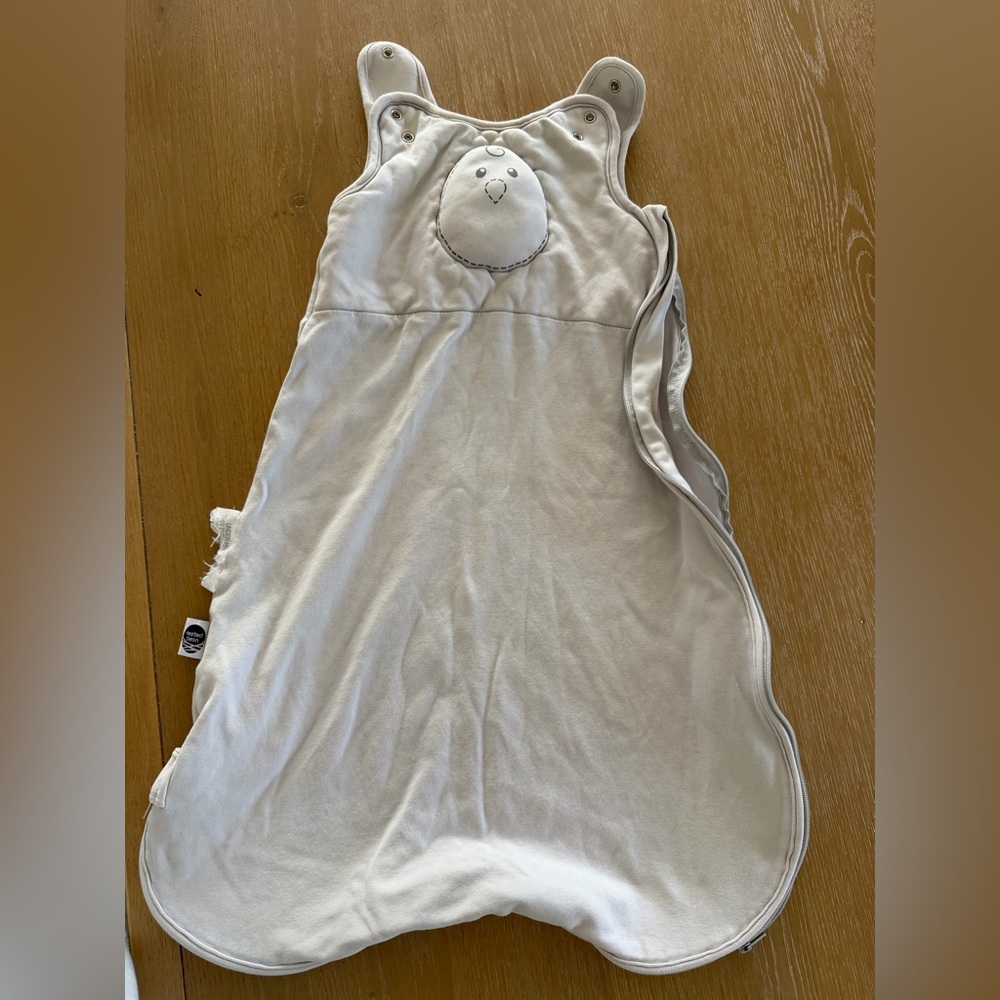 Nested Bean gray Sleep Sack sz medium 6-15 months